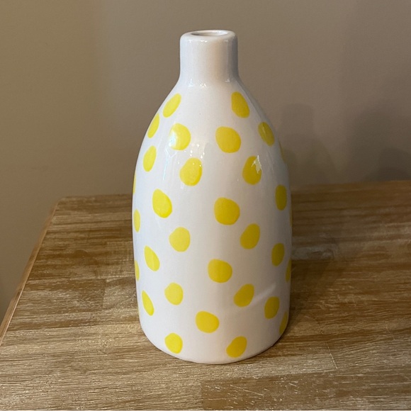 Threshold. White Vase with Yellow Polka Dots. (2 of 2) - Picture 2 of 3